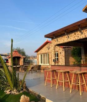 Hatta Ski Chalet | استراحة ريف حتا