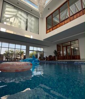 Al Hadd Ski Chalet | شالية هواك