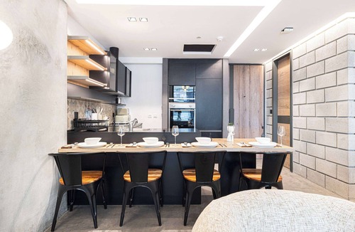 Business Bay Apartment | 1-Bedroom Apartment with Greenery & City Views in The Terraces