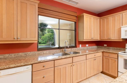 Coco Condo | 1-Bedroom Near Pool S