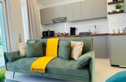 Dubai Apartment | 1 BR luxury flat Damac hills2