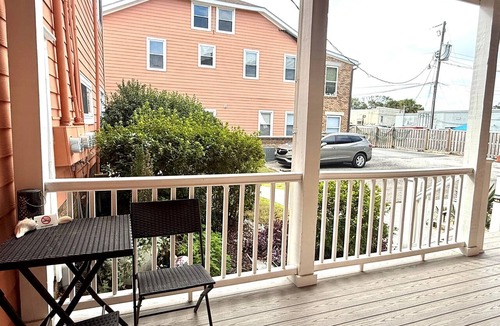 Isle of Palms Condo | #109 Heart of IOP 1st Fl Studio 4 Min Walk 2 Beach