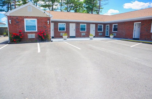 Ronks Apartment | 2 Full Beds | Ronks, PA