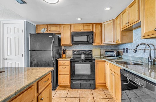 Garden City Condo | *20% Off New Summer 2026 Bookings*