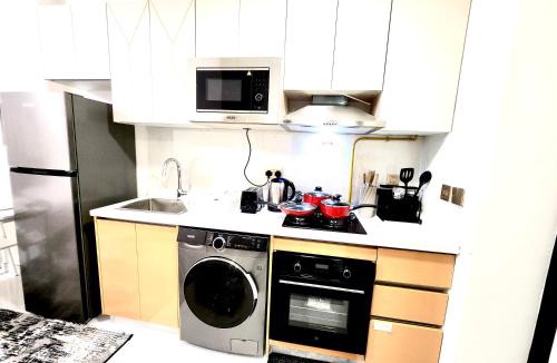 Al Barsha Apartment | 25 Studio Skyz By Danube, Arjan