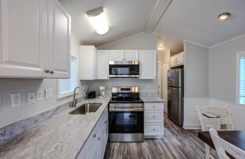 Myrtle Beach Cabin | 2925 Crater Lake Interior- Sleeps 8