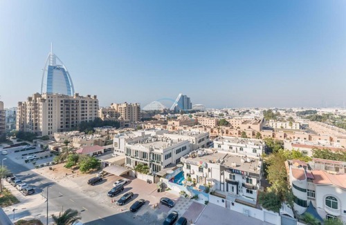 Umm Suqeim 3 Apartment | 2BR with Balcony, Exclusive Amenities and Steps from Iconic Landmarks, Madinat Jumeirah Living Rahaal 2, Jumeirah