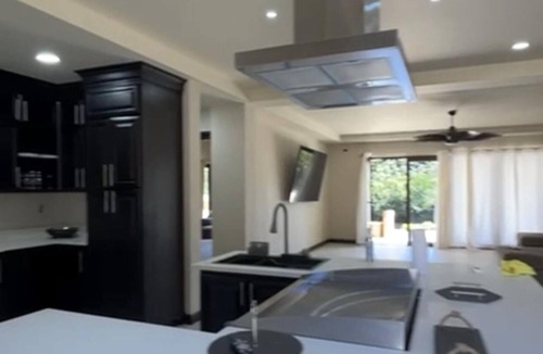 Jaco House | 3-bedroom 3 bath estate in Esterillos with pool and jacuzzi. New construction