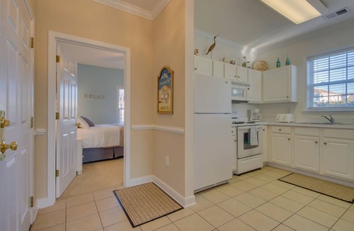North Myrtle Beach Condo | 3 BR 2 BA Resort Villa 1st Floor pet-friendly no stairs, on the golf course
