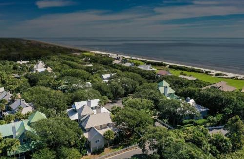 Kiawah Island House | 37 Atlantic Beach Court by Akers Ellis Rentals