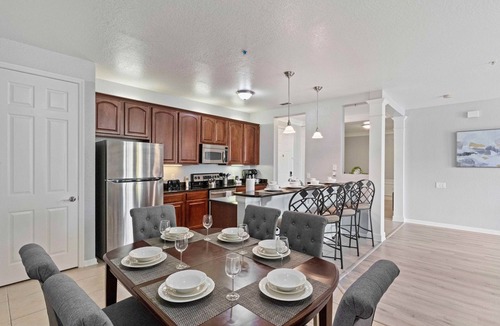 Florida Central Atlantic Coast Apartment | 4804 Cayview Avenue #305