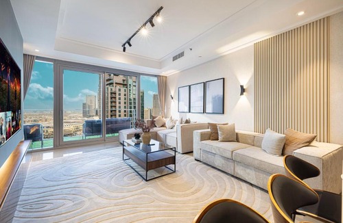 Downtown Dubai Apartment | 4BR Penthouse Feel Featuring Stunning Burj And Fountain View