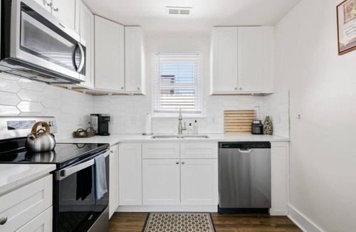 North Charleston Apartment | 8 Bedrooms - Full QuadPlex - 10 min. to Downtown
