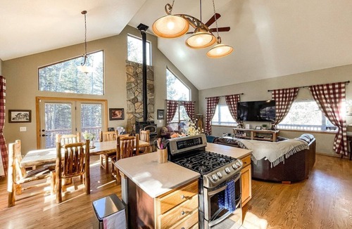 Woodland Park Ski Chalet | 85 Potlatch