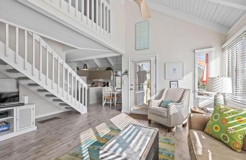 Sealoft Villas House | 947 Sealoft Villa