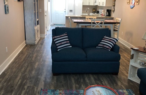 Mexico Beach House | A Wave From It All - Townhouse 2 Bed/2.5 bath/sleeps 6.