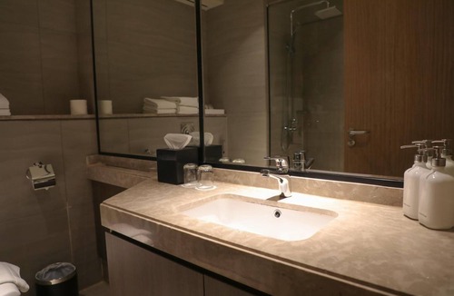 Abu Dhabi Hotel | Abu Dhabi Airport Hotel Terminal 1
