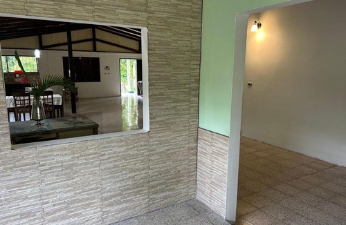 Guacimo House | Acogedora Casa de Campo Familiar