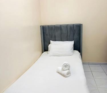 Ajman Apartment | Ajman Friends Downtown Apartment Fully Yours Two Rooms and Kitchen for 3 People