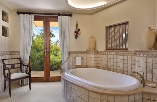 Murqquab Hotel | Al Maha, A Luxury Collection Desert Resort & Spa, Dubai