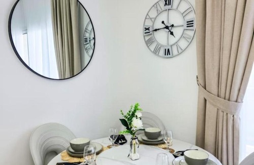Abu Dhabi Apartment | Al Reef 1BR - Stylish Urban Chic Escape