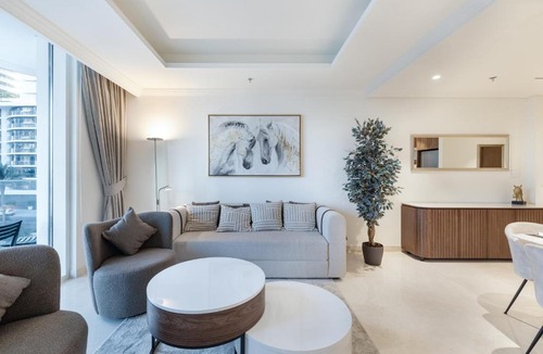 Dubai Marina Apartment | ALiving Classy 1BR I Stunning Views I Emaar Palace Beach Residence