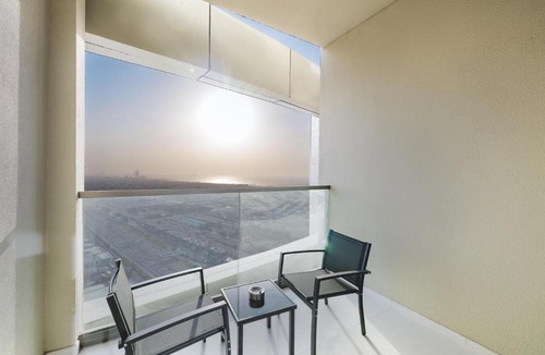 Sheikh Zayed Road Apartment | ALiving Classy 2BR Apartment with Balcony I Aykon City, Business Bay- 5615