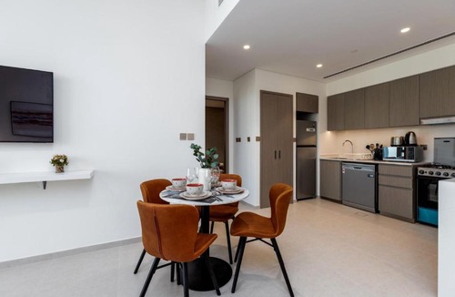 Trade Centre 1 Apartment | Allsopp & Allsopp - Stylish 1-Bedroom Apartment in Grande Residences, Downtown