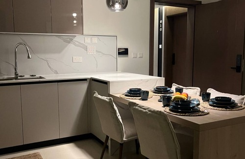 Muscat Apartment | Almouj St. 2-BHK. LAR209- Liaqat Airport Residence
