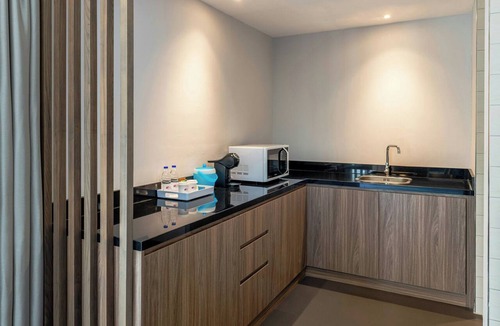Palm Jumeirah Hotel | Aloft by Marriott Palm Jumeirah