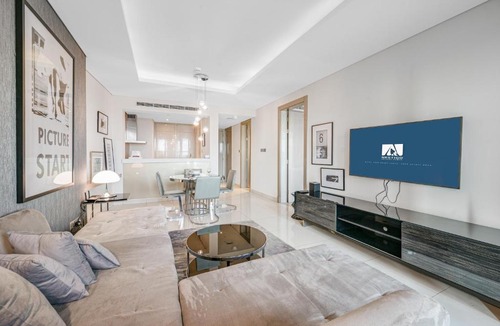 Business Bay Apartment | Amazing 1BR DAMAC Towers by Paramount