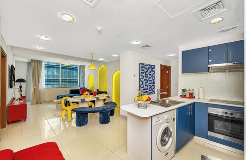 Madinat Zayed Apartment | Amazing Flat Palm Jumeirah View