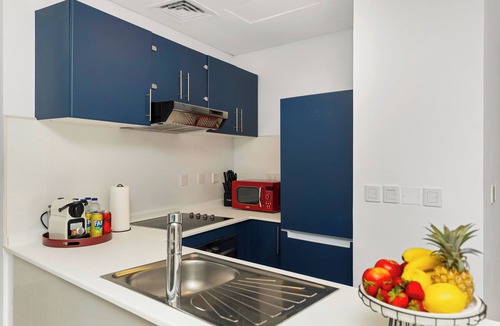 Madinat Zayed Apartment | Amazing Flat Palm Jumeirah View
