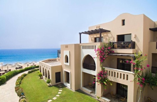 Al Aqah Hotel | An Upscale Elegant Room with Side Sea Views and Pool - Perfect for Vacation
