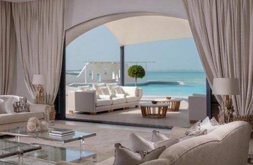 Ghantoot Resort | Anantara Retreat Santorini Abu Dhabi - Adults Only