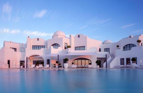 Ghantoot Resort | Anantara Retreat Santorini Abu Dhabi - Adults Only