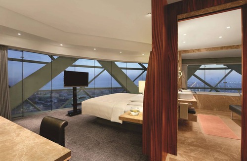 Capital Centre Hotel | ANDAZ CAPITAL GATE ABU DHABI, BY HYATT