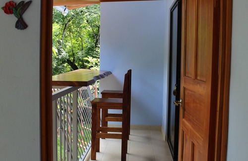 Carara Apartment | Apartamento equipado rodeado de naturaleza a 26 km de Jaco