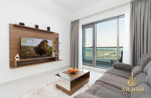 Business Bay Apartment | Arbab Homes Premium 1BR- Stunning Water Canal Views - Near Dubai Mall & Burj Khalifa
