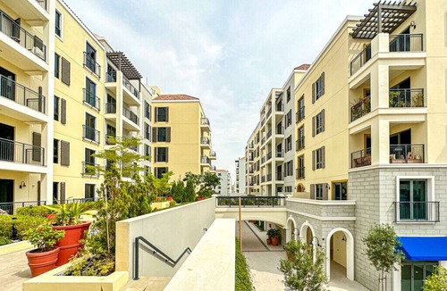 Dubai Apartment | Beachfront Living Stunning 4 BR with Maid's Room
