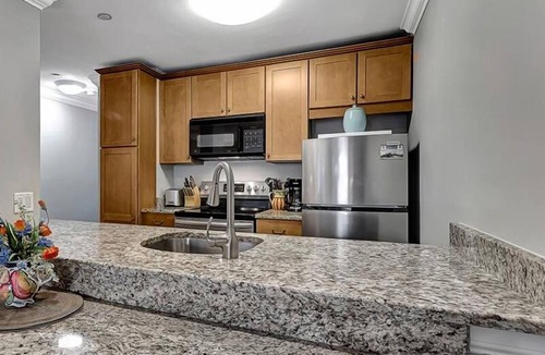 Hilton Head Island Condo | Beautiful Beachside Villa! Oceanfront Pool