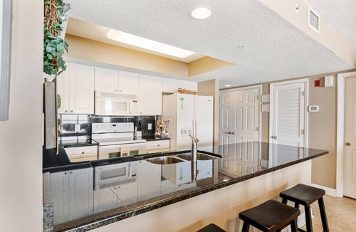 Folly Beach Condo | Beautiful Front Beach 4 Bedroom Condo with Private Parking and Pools
