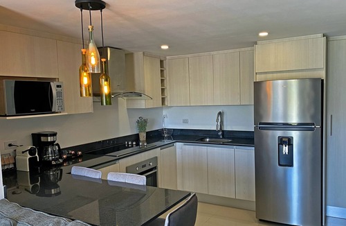 Santa Ana Apartment | Beautiful modern Apartment