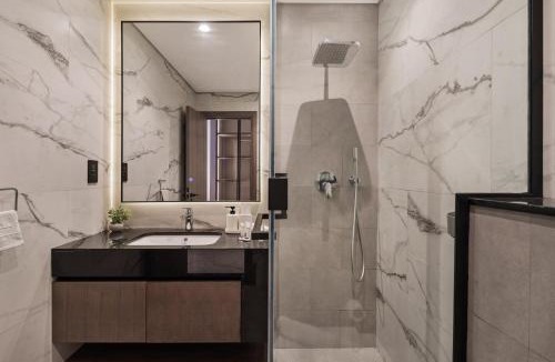 Business Bay Apartment | Bella Elite Homes Elegant Studio Resort-Style Amenities Business Bay