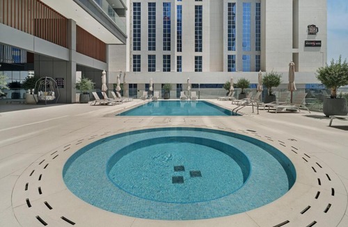 Business Bay Apartment | Bella Elite Homes Luxury 1BR Apartment in the Heart of Business Bay