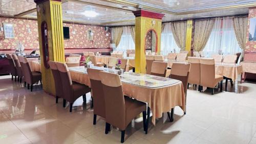 Old Dubai Hotel | Belvilla Luxury San Marino Near Deira Clock Tower