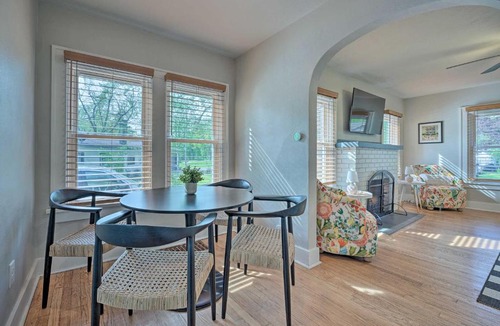 Fair Plain House | Benton Harbor 'Gracie Cottage' w/Hot Tub + Yard!