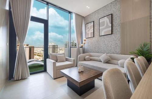 Jumeirah Village Circle Apartment | Binghatti Phantom! Private Pool in Your Balcony! 5 Star Hotel Amenities!