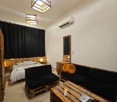 Al Ain Apartment | Black Moon Studio jimi