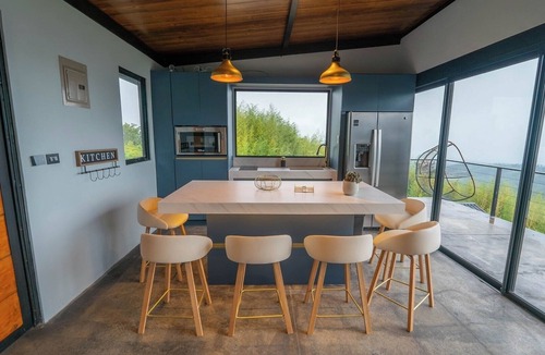 Sabana Redonda Cabin | BLACK TI - Luxury Cabin, Poas Volcano